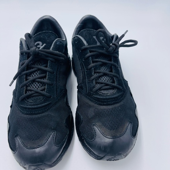 RARE 2019 Adidas Y-3 Rhisu Run Triple Black Sneakers - Picture 6 of 10